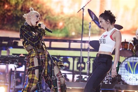 Coachella Festival Doja Cat Grimes Und Kesha Singen No Doubt Feiern