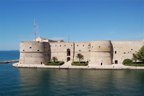 Taranto Province: location, history, culture, interest