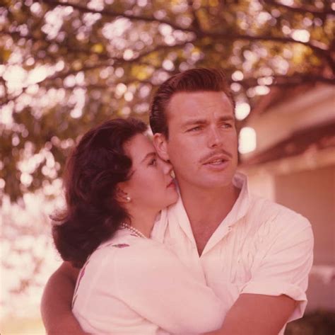 40 Vintage Photos Capture Lovely Moments of Natalie Wood and Robert Wagner in the 1950s and ’60s ...