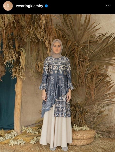 Cerana Tunik Majestik Blue Preloved Wearing Klamby Women S Fashion