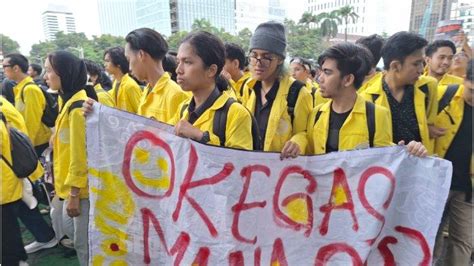 Serukan 5 Tuntutan Massa Mahasiswa Demo Bertajuk Indonesia Gelap