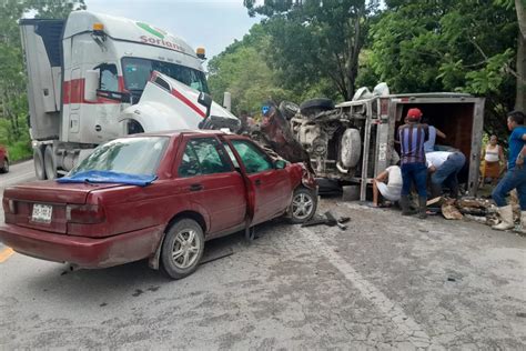 Conductor Irresponsable Ocasiona Aparatoso Choque En Esc Rcega Hay