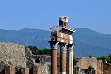 The Pompeii Ruins: A City Preserved Under Ash - Erika's Travels