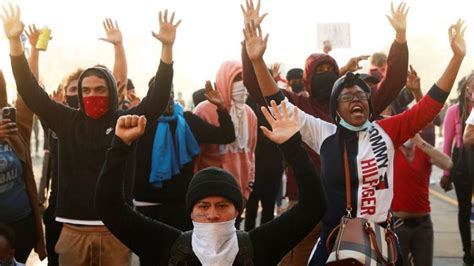 Una Nueva Oleada De Protestas Por La Muerte De George Floyd Estremece