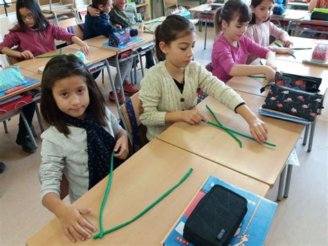 MATEMÀTIQUES MANIPULATIVES Escola Sant Nicolau