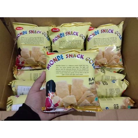 jual monde snack gold gr sepaket isi  pcsbungkus shopee indonesia