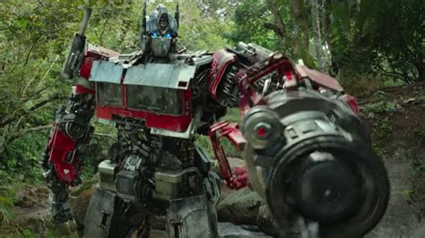 Watch Peter Cullen Voice Optimus Prime In Video For Transformers Rise