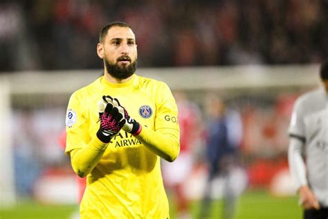 La Juventus Surveille La Situation De Gianluigi Donnarumma Le Club