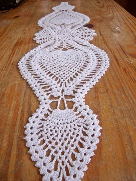 Table Runners Doilies Crochet And Runners On Pinterest