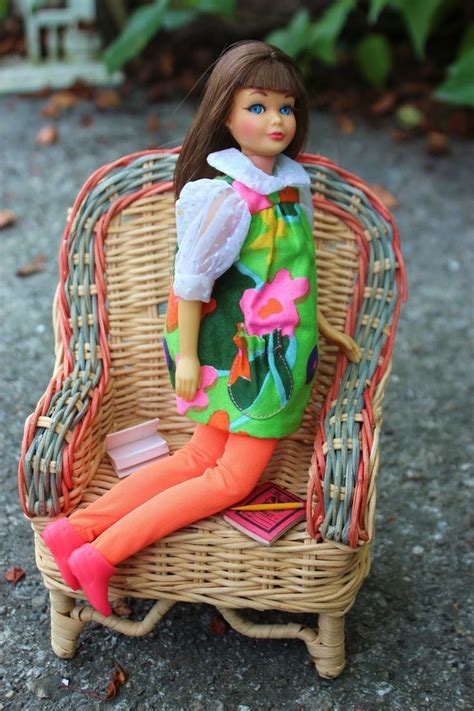 Doll A Day Skipper Saturday Brunette Twist And Turn Skipper Dolls Barbies Pics Brunette