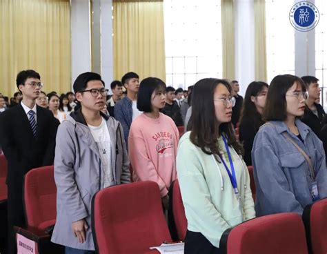 我校举行2019 2020学年学生优秀先进集体和先进个人表彰大会 查看文章 广西蓝天航空职业学院