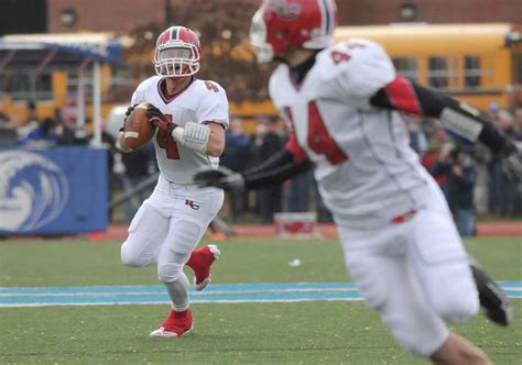 Memorable Moments From Darien New Canaan Football Rivalry