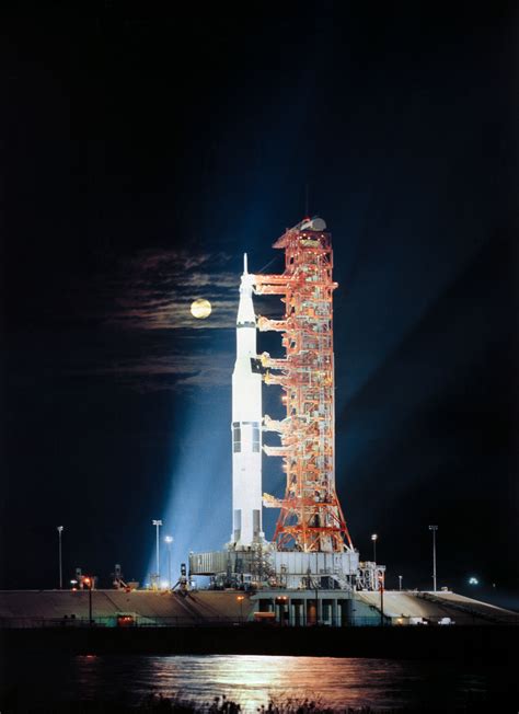 Prelaunch – Apollo 17 (Rollout) - Moon: NASA Science