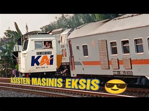 Hunting Kereta Api Sore Hari Dan Bertemu Asisten Masinis Gokil YouTube