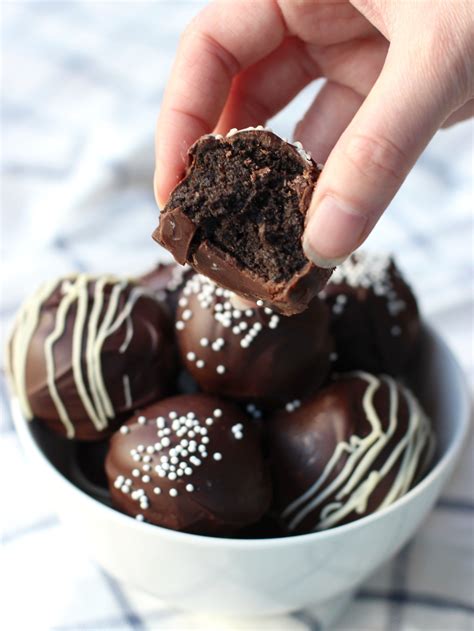 No Bake Oreo Truffles 3 Ingredient Only Joyous Apron Recipe Oreo Truffles Baking Desserts