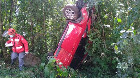 Sa Da De Pista Na Br Deixa Mulher Ferida Der Luiz Not Cias