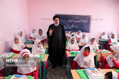 Mehr News Agency - New school year officially kicks off across Iran