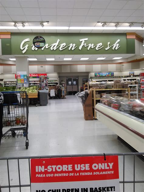 Langley AFB Commissary Shopping and Information 27