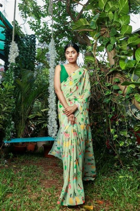 Buy PYOS Women Green Digital Print Georgette Saree Online At Best