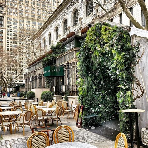 Bryant Park Grill Restaurant - Midtown - Best Ambiance NYC