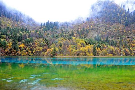 Five Flower Lake: Gem Of the Jiuzhaigou National Park - Unusual Places