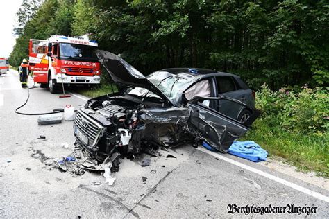 Schwerer Unfall Auf Der St 2105 Hubschrauber Im Einsatz Fotos