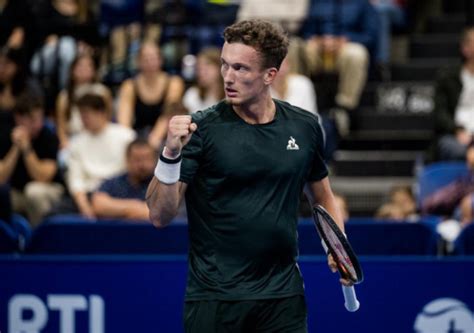 Antwerp Lehecka Ousts Tsitsipas Gaston Stuns De Minaur Tennis Now