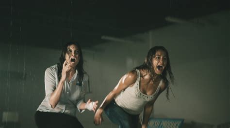 Naked Sharni Vinson In Bait