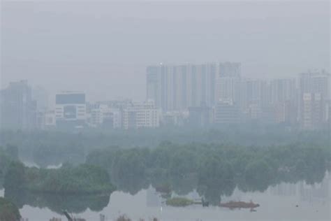 Thick Smog Engulfs Parts Of Mumbai AQI Reaches 225 In Worli