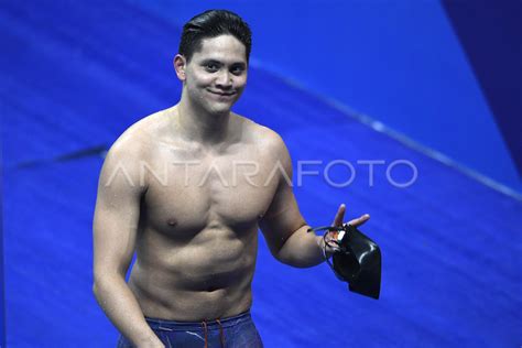 Renang Final 100 Meter Gaya Kupu Kupu Putra Antara Foto