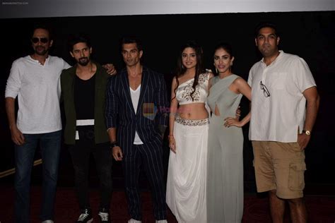 Karan Singh Grover Kunaal Roy Kapur Ravi Dubey Kay Kay Menon Priya