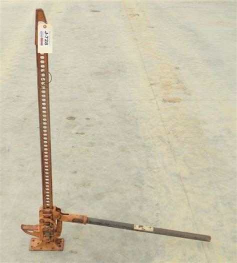 J Hi Lift Jack Pickett Auction Service