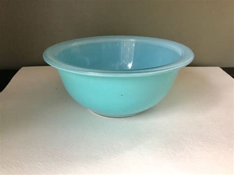 Vintage Pyrex Corning Moody Blues Nesting Bowl Blue Over Clear Glass 1