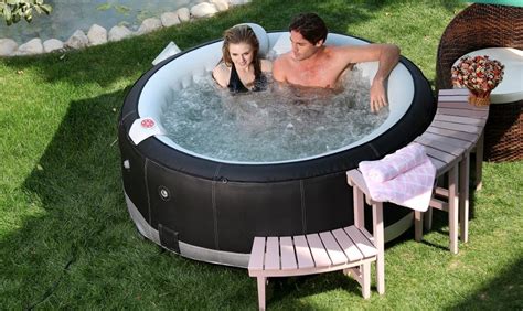 How Do Inflatable Hot Tubs Work