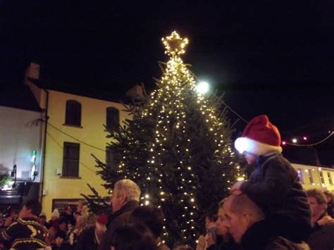 Un De Los Espa Oles Siguen Pensando Que Las Luces De Navidad Del