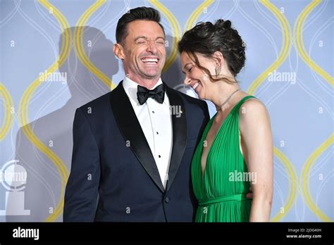 Hugh Jackman And Sutton Foster Stock Photo Alamy