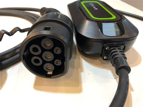 Do Electric Cars Come With Charging Cables At Anh Burton Blog