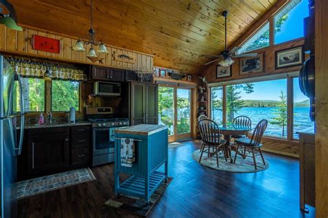 13 Best Cabin Rentals in the Upper Peninsula of Michigan