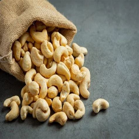 Whole Cashew Nut At Best Price In Dindigul Id