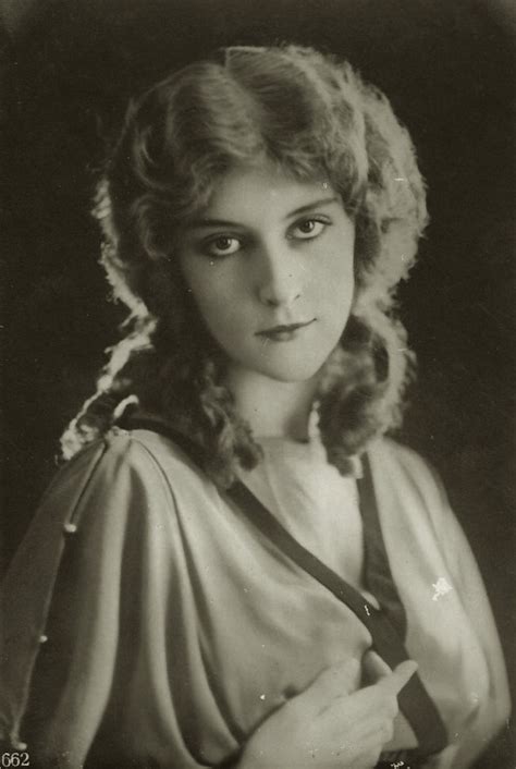 Angelita TTL Addiction - Obsessive Craving