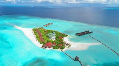 Aanu Semi Water villa at Dhigufaru Island Resort, North