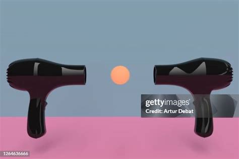 Ping Pong Ball Hair Dryer Photos Et Images De Collection Getty Images