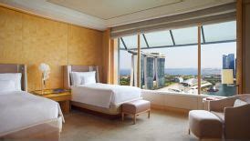 Singapore Hotel Rooms - Hotel Suites in Singapore | The Ritz-Carlton, Millenia Singapore