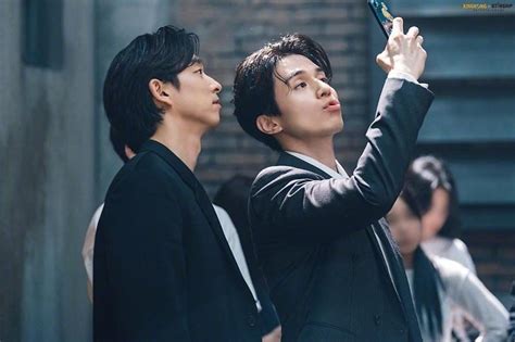 Gong Yoo And Lee Dong Wook Reunite In New Bromance CF Still Exhibiting