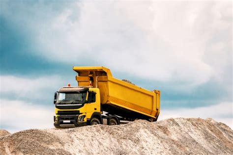 Dump Truck Berapa Kubik Pasir Inilah Jawabannya Halo Auto Indo