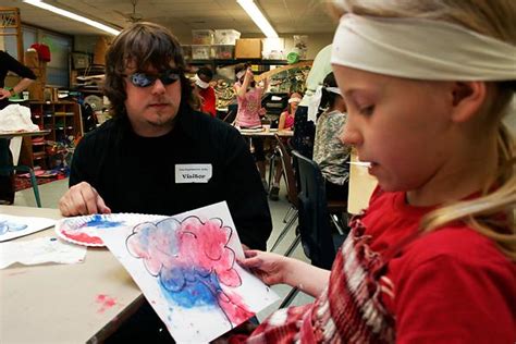 Blind Painter Is an Inspiration to Many - InspireMyKids