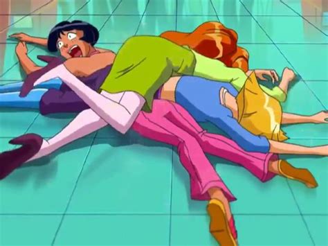 Pin By Ksusha On Cartoons Totally Spies Cartoon Profile Pictures