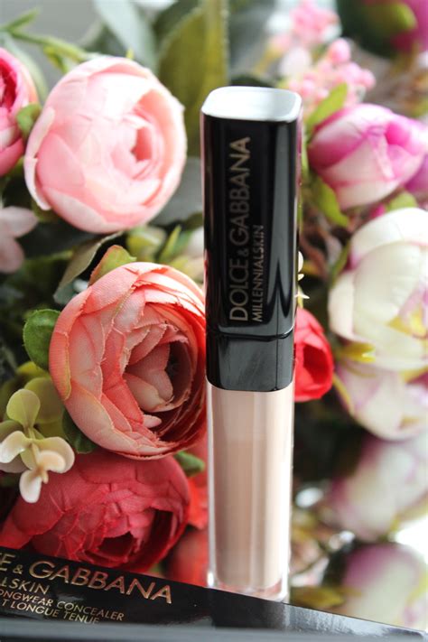 Консилер Dolce & Gabbana Millennialskin On-The-Glow longwear concealer ...