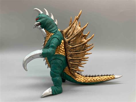 Yahooオークション 東宝怪獣シリーズ ゴジラ ガイガン