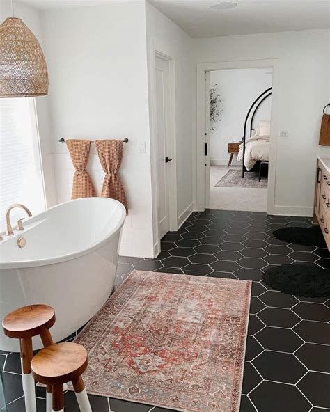 24 Stunning Black Bathroom Floor Designs For A Modern Look